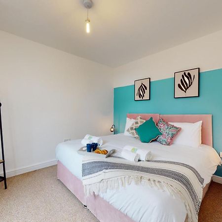 Cosy Cardiff Apartment And Patio Екстериор снимка