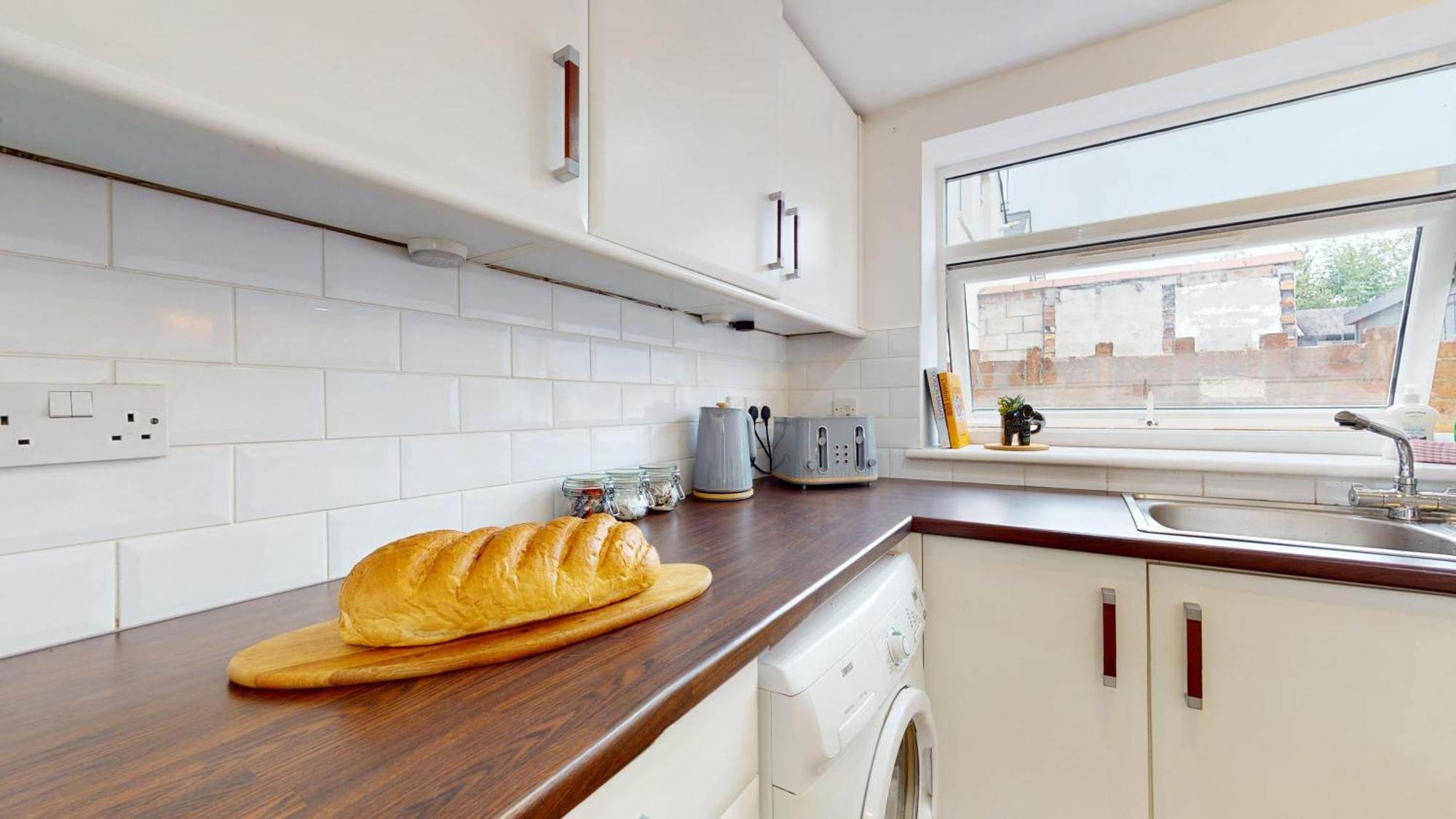 Cosy Cardiff Apartment And Patio Екстериор снимка