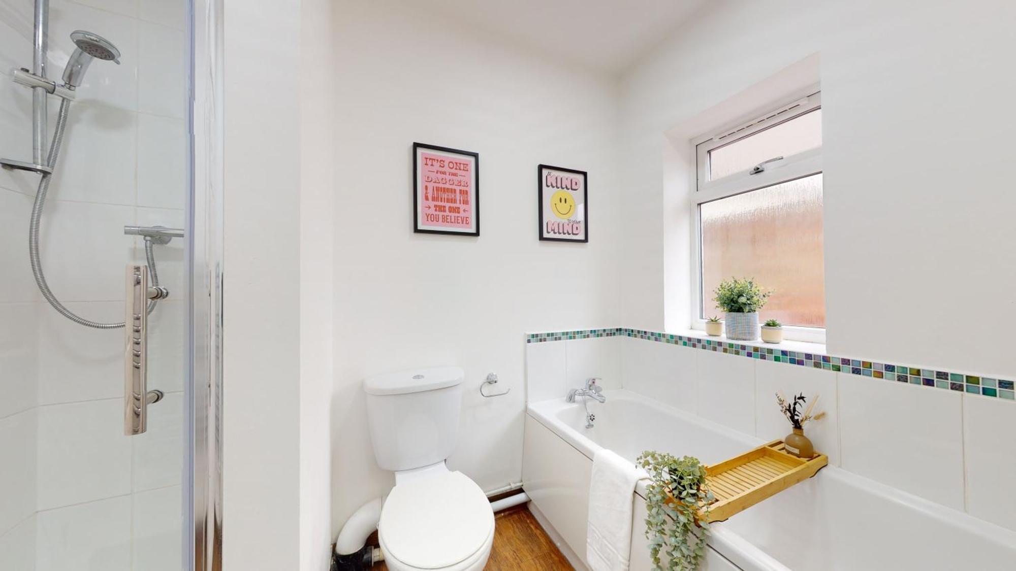 Cosy Cardiff Apartment And Patio Екстериор снимка
