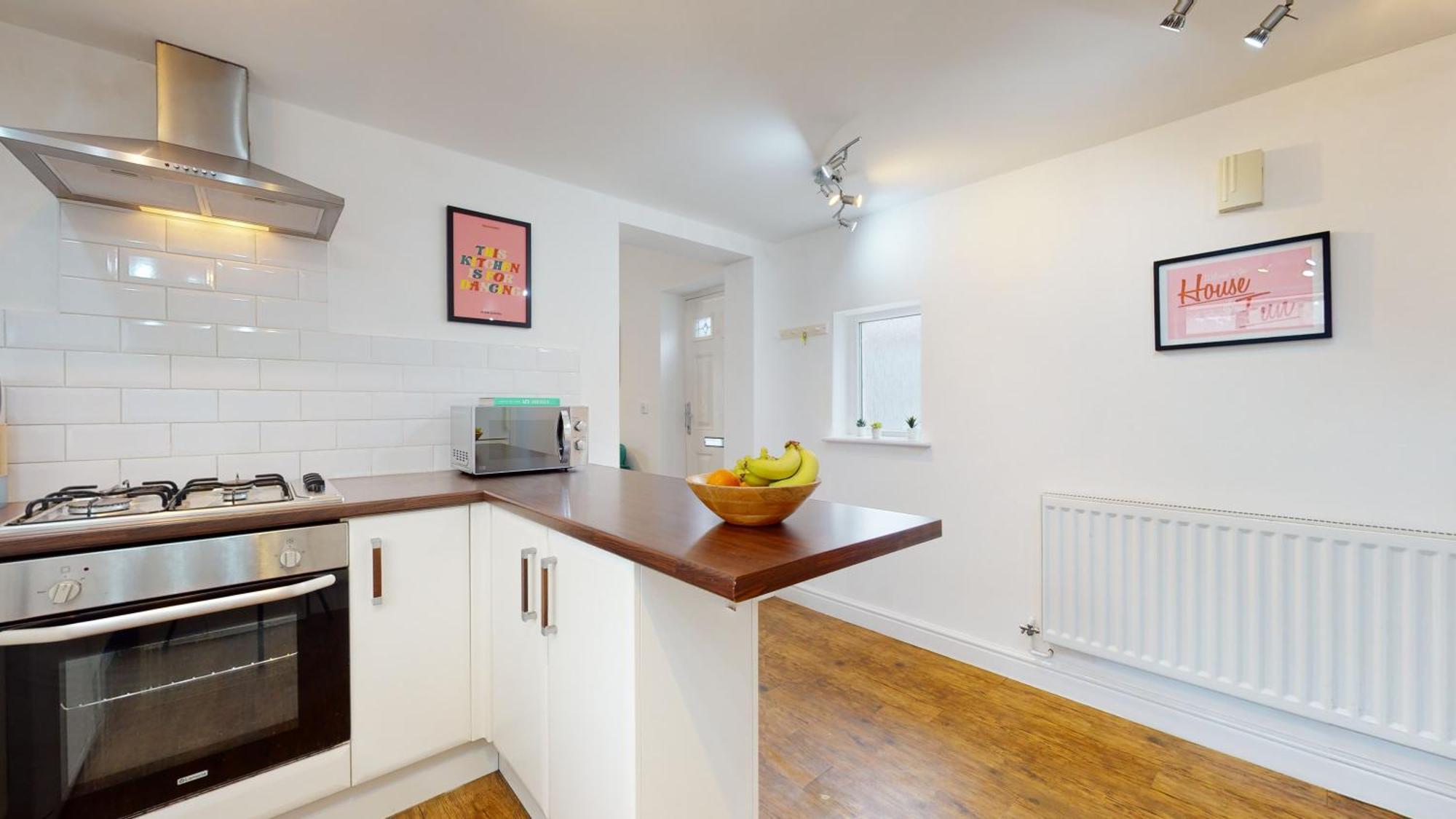 Cosy Cardiff Apartment And Patio Екстериор снимка