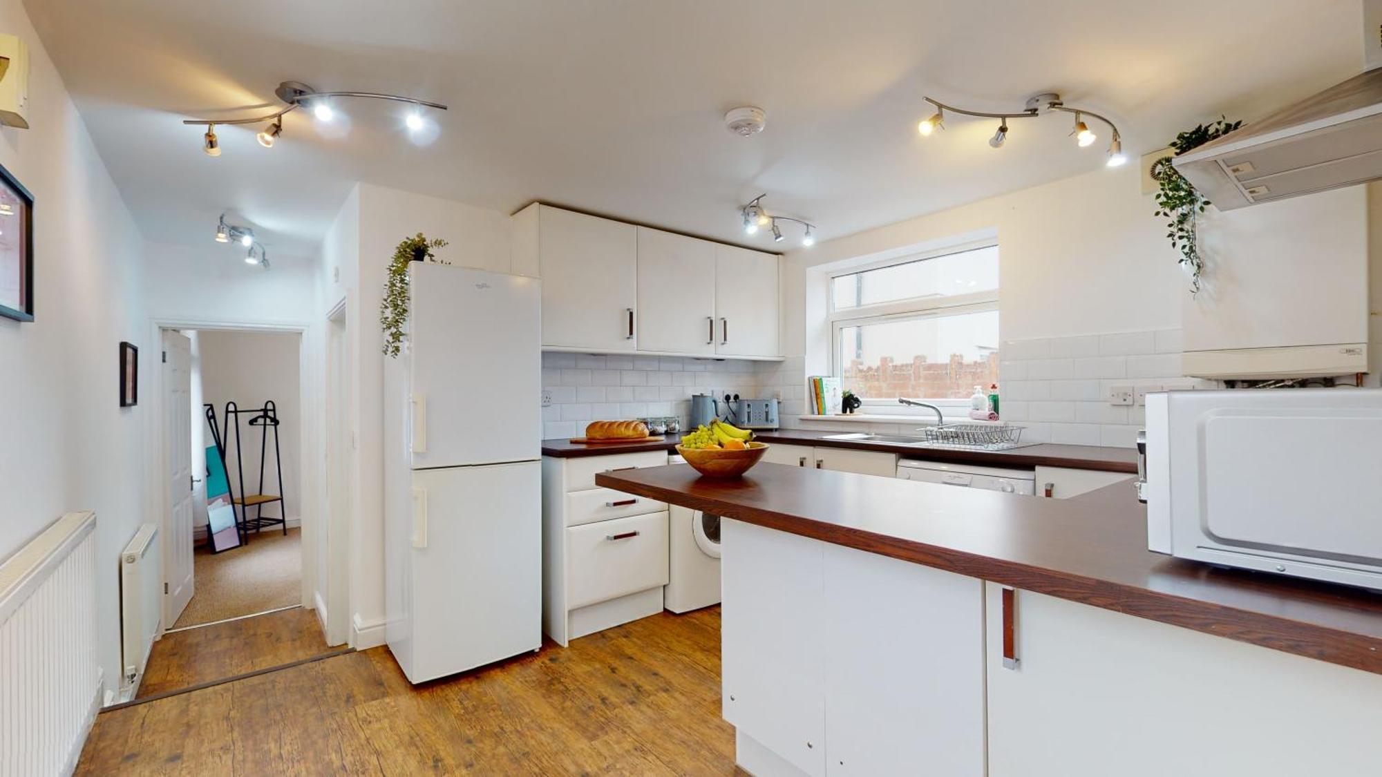 Cosy Cardiff Apartment And Patio Екстериор снимка
