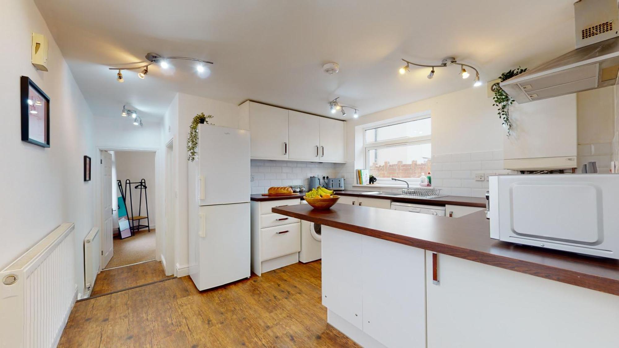 Cosy Cardiff Apartment And Patio Екстериор снимка