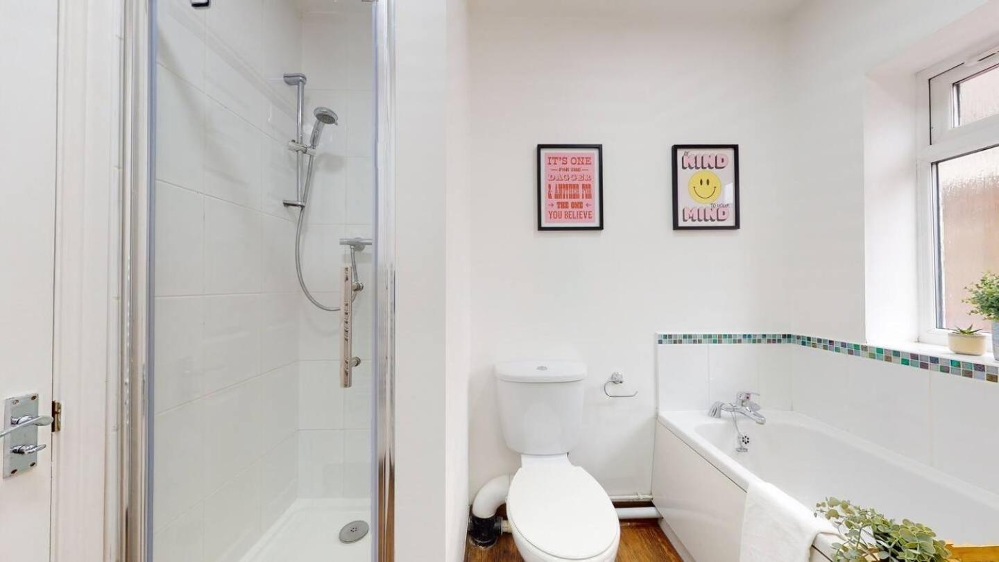 Cosy Cardiff Apartment And Patio Екстериор снимка